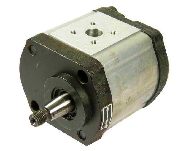 ČRPALKA HIDRAVLIKE leva 16L TD-TORPEDO 48-55-60-68-45-DX55 DX330 DX350 DX370 DX710 TX45 TX48 TX55A TD45 DEUTZ PPT ČRPALKA HIDRAVLIKE leva 16L TD-TORPEDO 48-55-60-68-45-DX55 DX330 DX350 DX370 DX710 TX45 TX48 TX55A TD45 DEUTZ PPT