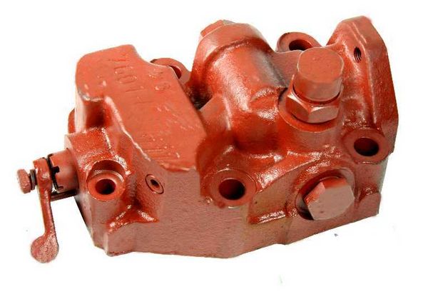POKROV HIDRAVLIKE SPREDNJI UTB 300-340-445-533-550-553-640-643 POKROV HIDRAVLIKE SPREDNJI UTB 300-340-445-533-550-553-640-643