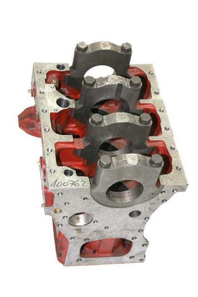 BLOK MOTORJA fi=102 (3cil) UTB 530-533 BLOK MOTORJA fi=102 (3cil) UTB 530-533
